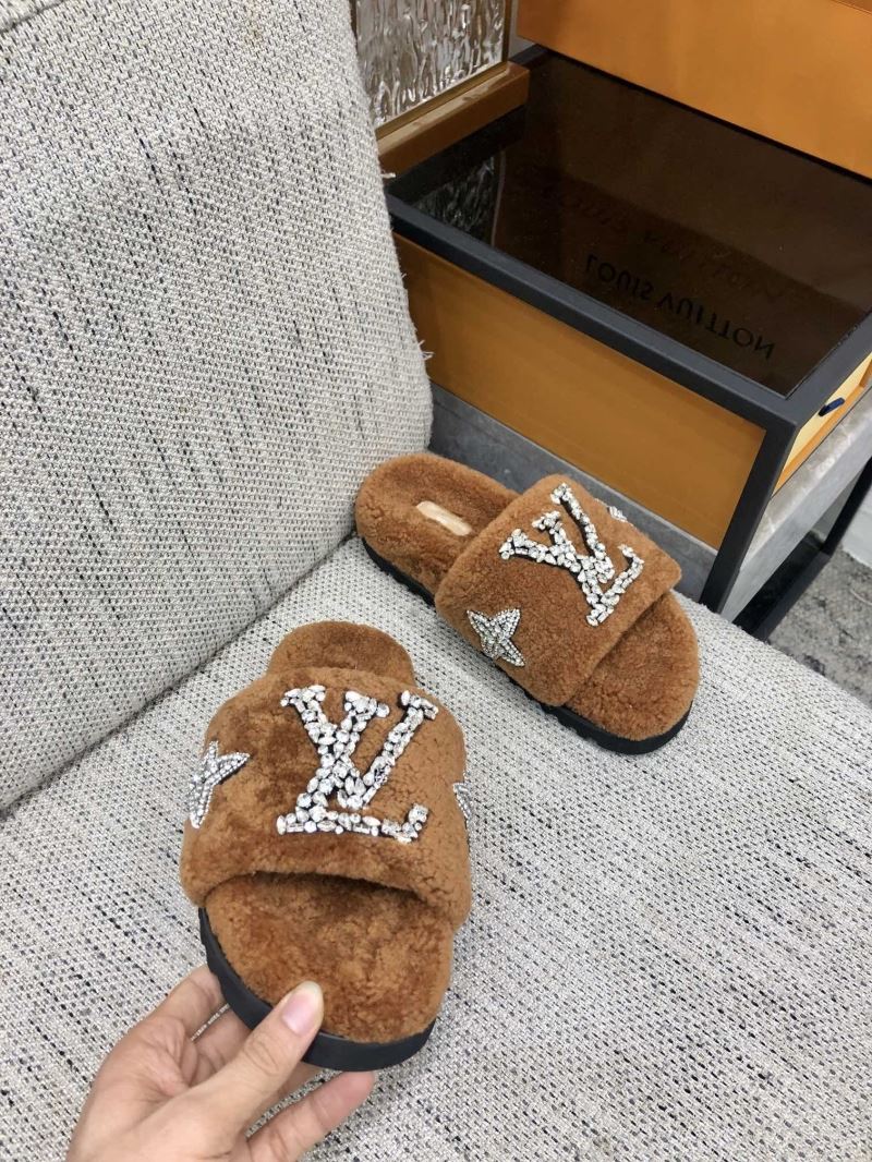 Louis Vuitton Slippers